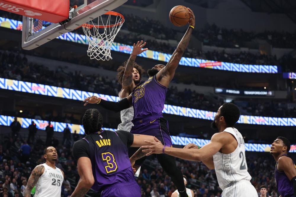 士的三分溢 士的三分溢